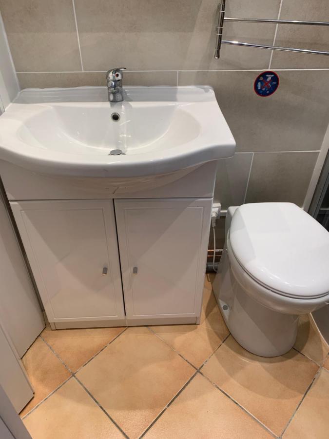 Joli Studio Tout Confort Avec Toutes Commodites Vaulx-en-Velin Dış mekan fotoğraf